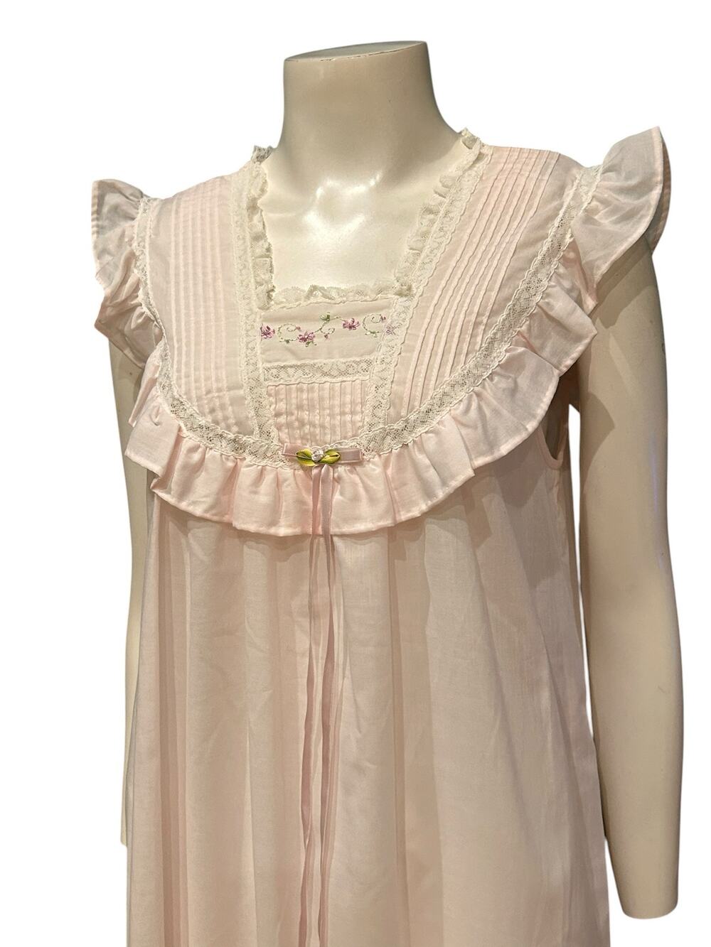 Vintage Pale Pink Prairie Nightgown Lace Ruffle Floral Embroidered Medium -